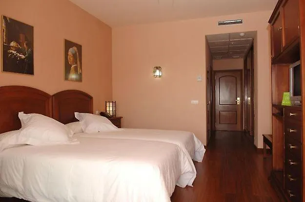 Hotel Wellness Marbella Hills Ojen 4*,